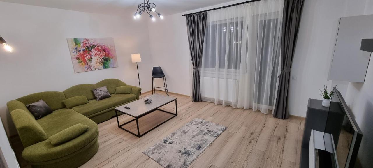 Ap Moden 3 Apartment Brasov Ngoại thất bức ảnh
