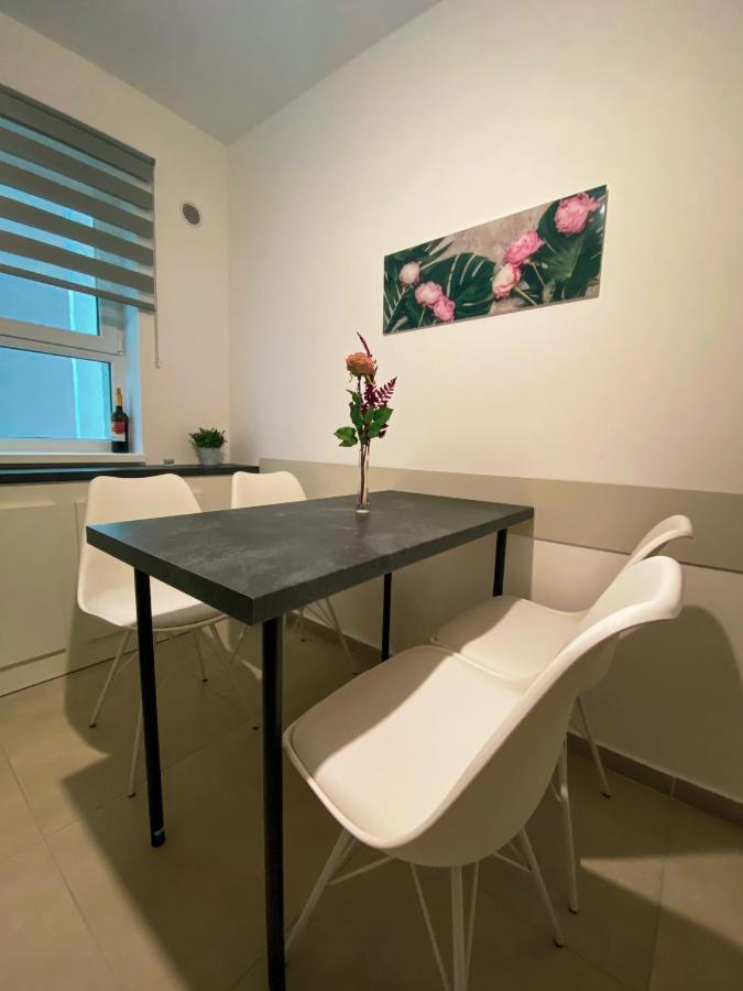Ap Moden 3 Apartment Brasov Ngoại thất bức ảnh